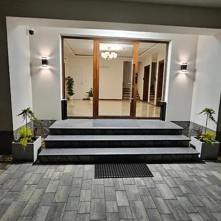 Zacisze Centrum 24m2 שצ'בניצה